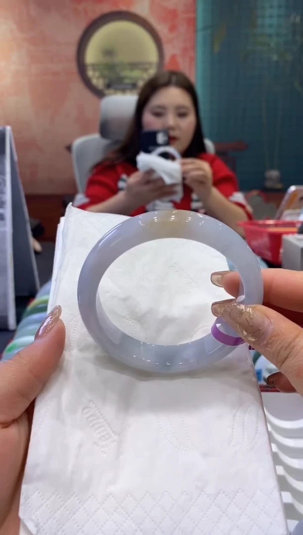 【闪购商品】翡翠手镯未镶嵌多人006264