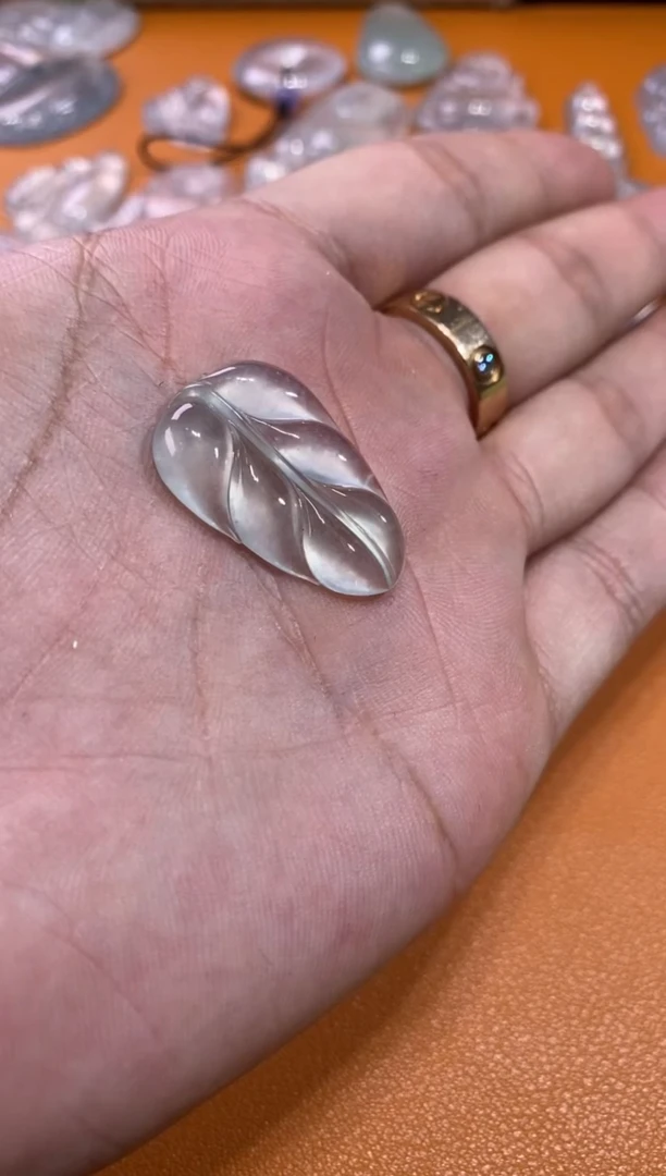 翡翠挂件未镶嵌叶子3980