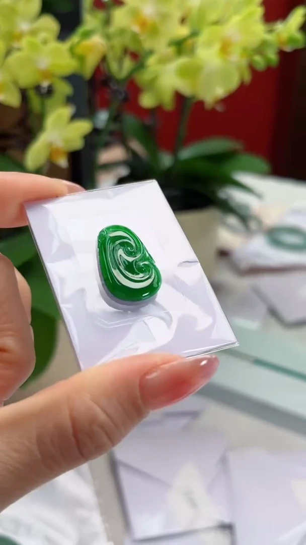 颈饰未镶嵌翡翠翡翠如意