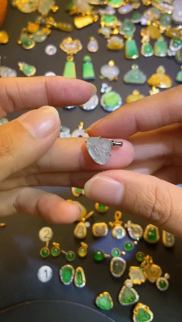 吊坠(不含链)银S925镶嵌翡翠1