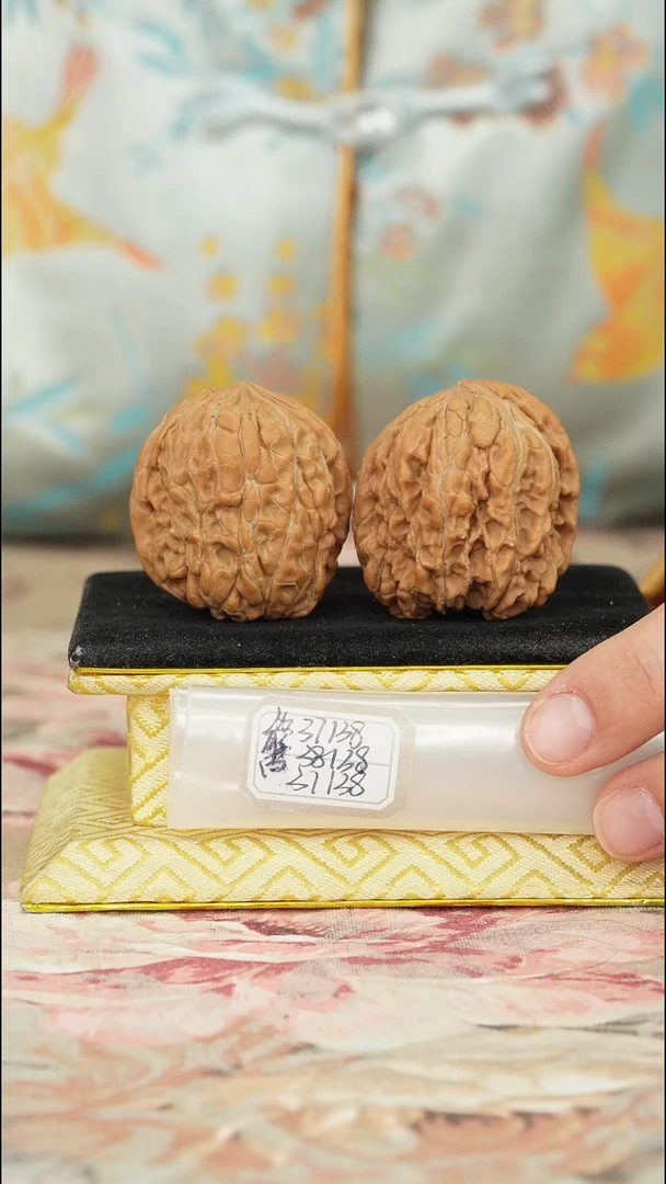 【闪购商品】文玩核桃把件门墩