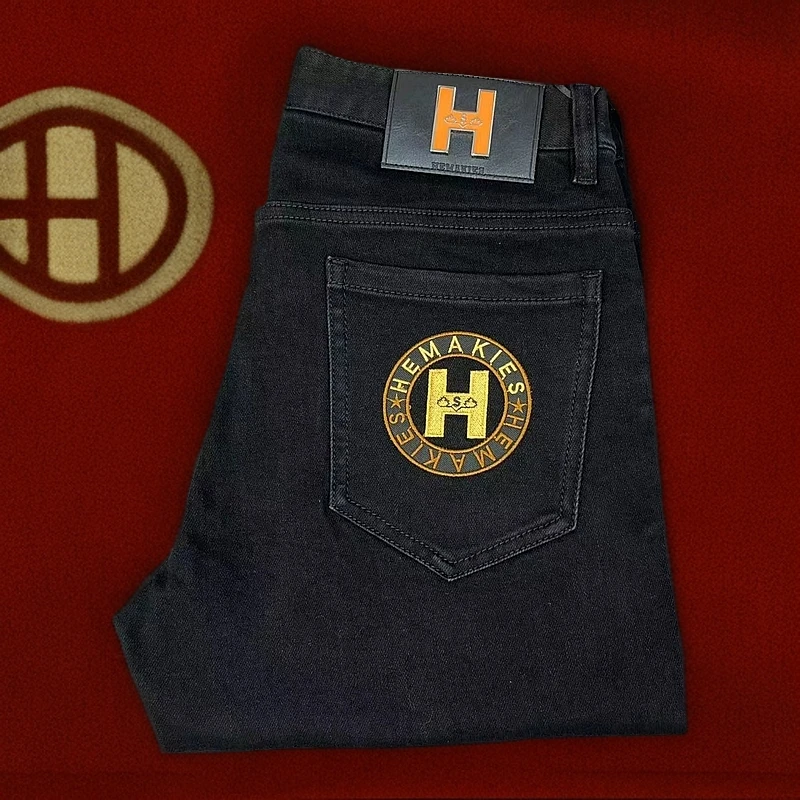 春节高端新款男牛仔裤子男士弹力黑色修身潮流直筒时尚百搭休闲裤