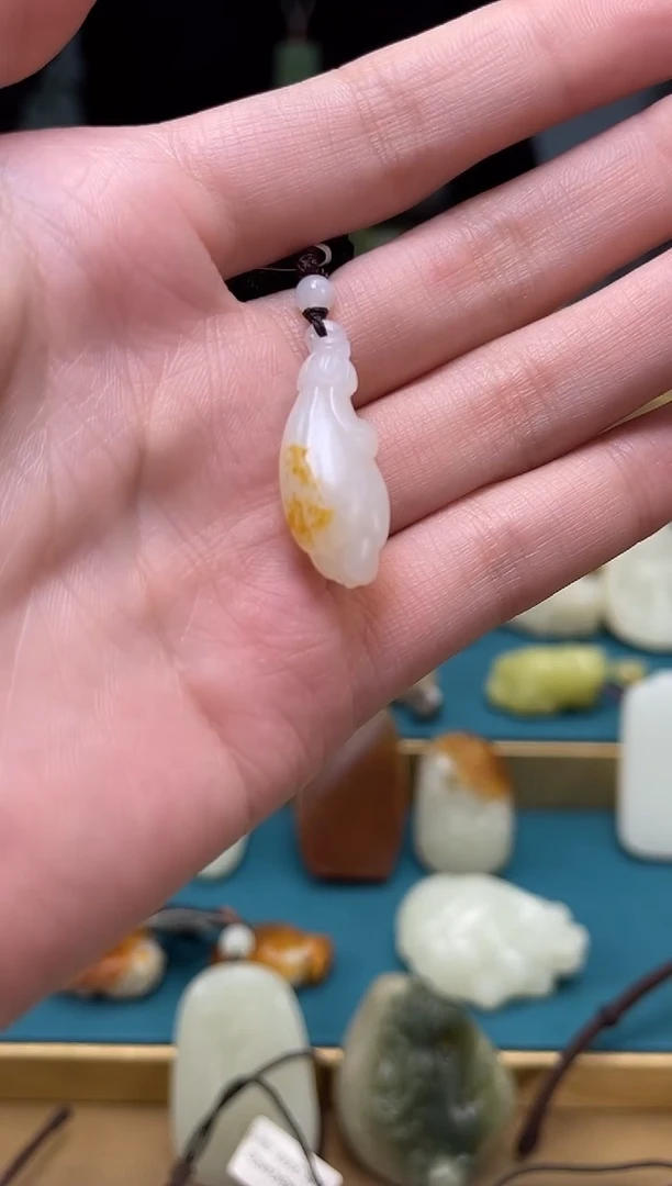 【闪购商品】和田玉颈饰未镶嵌吊坠