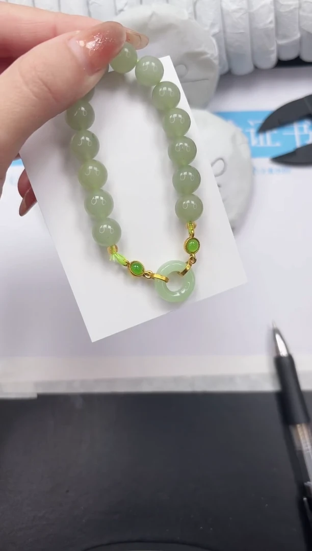 未镶嵌手镯石英质玉YUAN