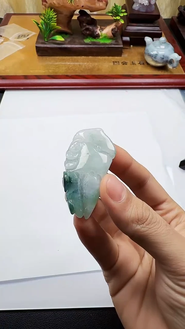 吊坠(不含链)未镶嵌翡翠1