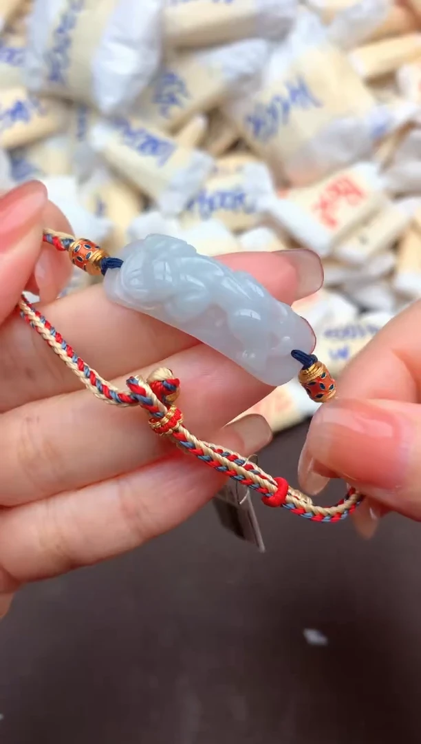 翡翠挂件未镶嵌一