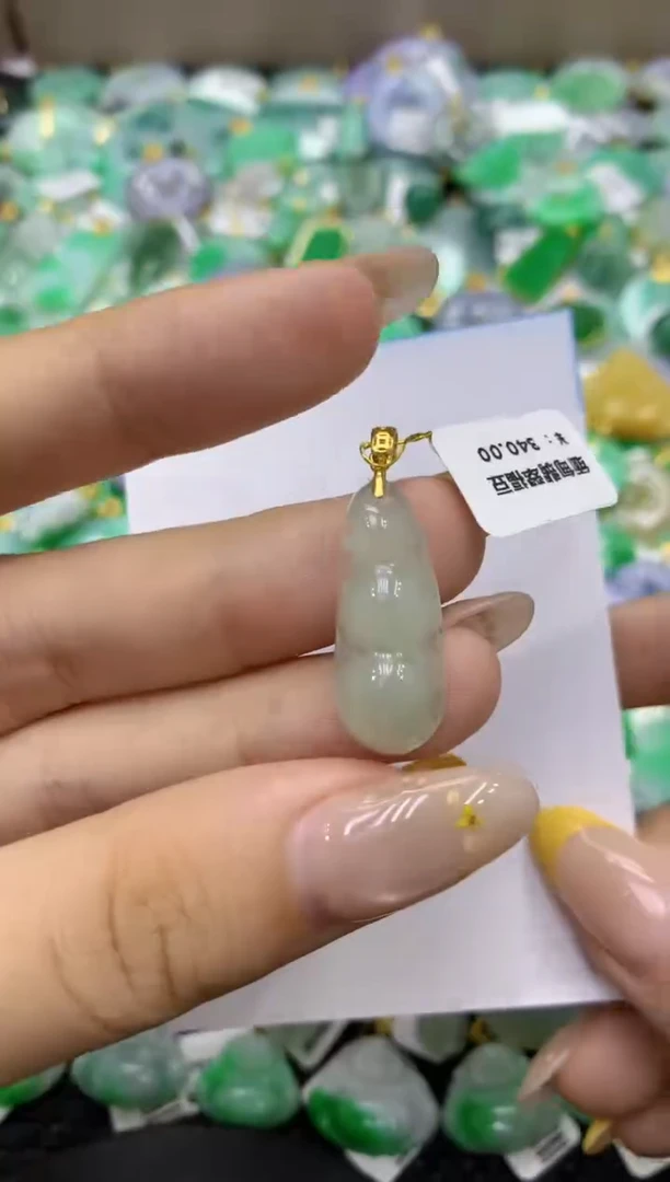 颈饰未镶嵌翡翠天然缅甸翡翠A货