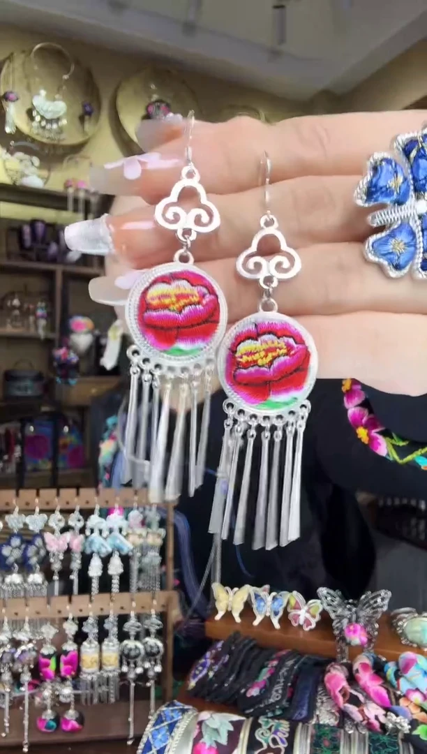 刺绣非遗刺绣民族风饰品