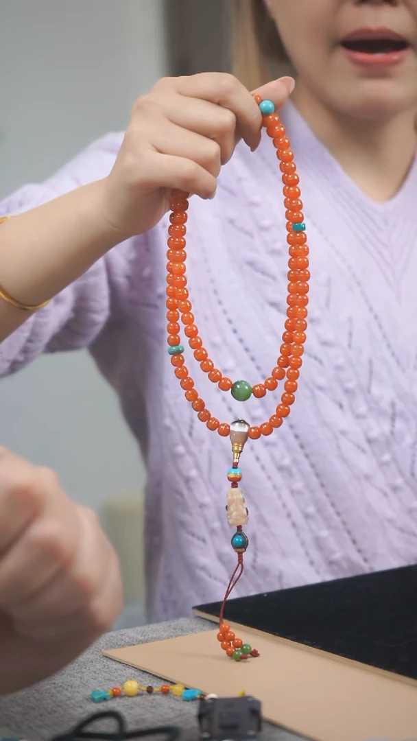 18K金镶嵌南红玛瑙挂件LUCD-92-L