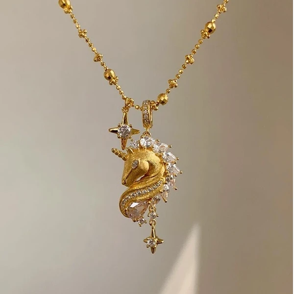 铜合金项链 金色独角兽吊坠项链女高级感轻奢小众设计百搭锁骨链
