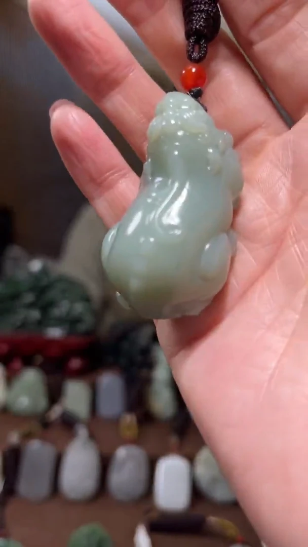 颈饰未镶嵌和田玉·