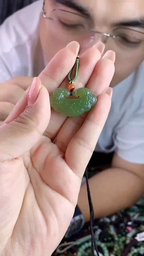 和田玉未镶嵌挂件多样性发货拍一发一