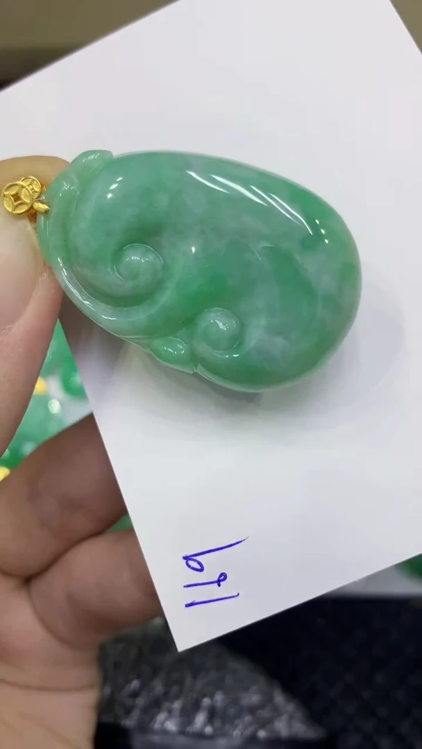 颈饰未镶嵌翡翠缅甸A货翡翠