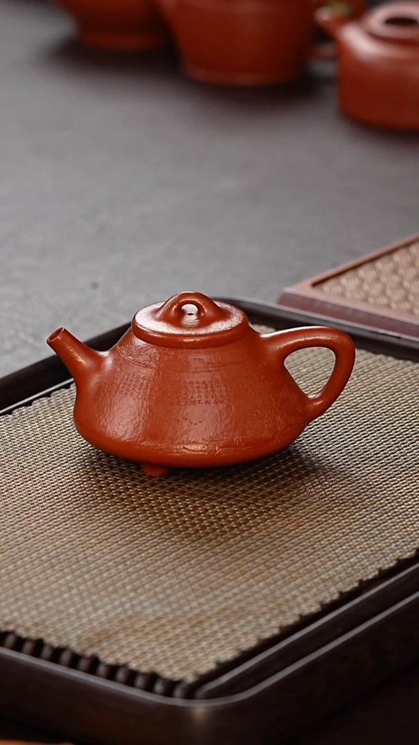 茶壶紫砂大红袍子冶石瓢凡尘刻240cc