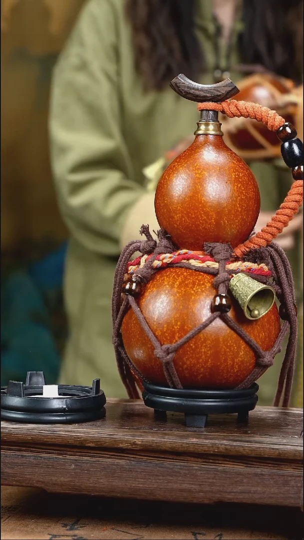 YV035复古网兜款天然酒葫芦（一物一拍）