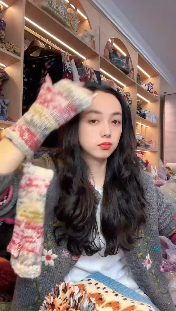 羊毛混色白羊毛半包手套