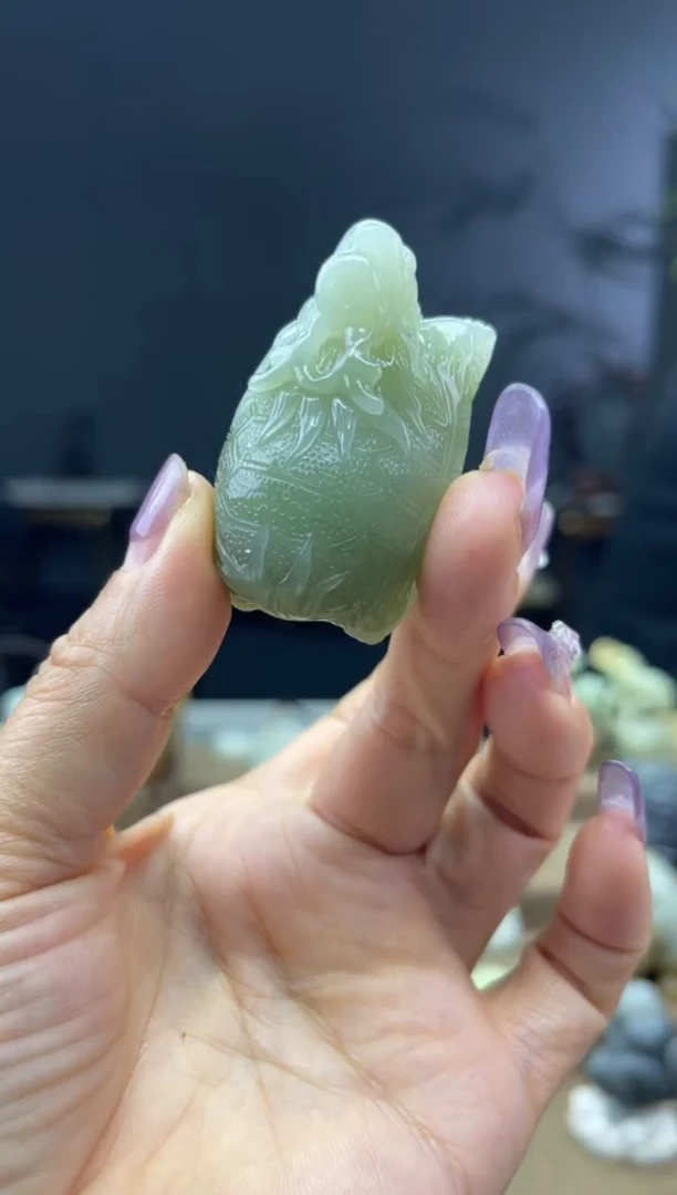 颈饰未镶嵌和田玉1