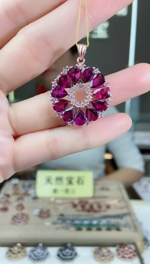 【闪购商品】石榴石颈饰银S925镶嵌颈饰