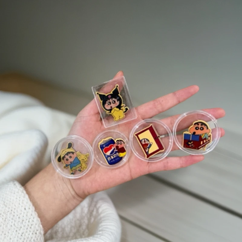 蜡笔小新手机贴巴士小新库洛米小新卡通可爱送人自用