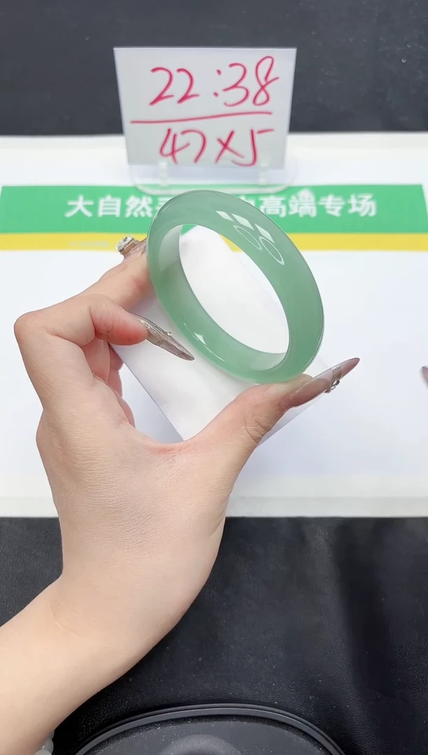 【闪购商品】石英质玉手镯未镶嵌16-62.5