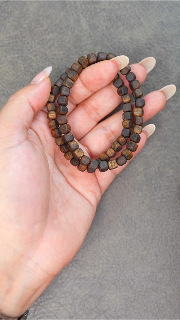沉香手串12号奇楠多样性发一条