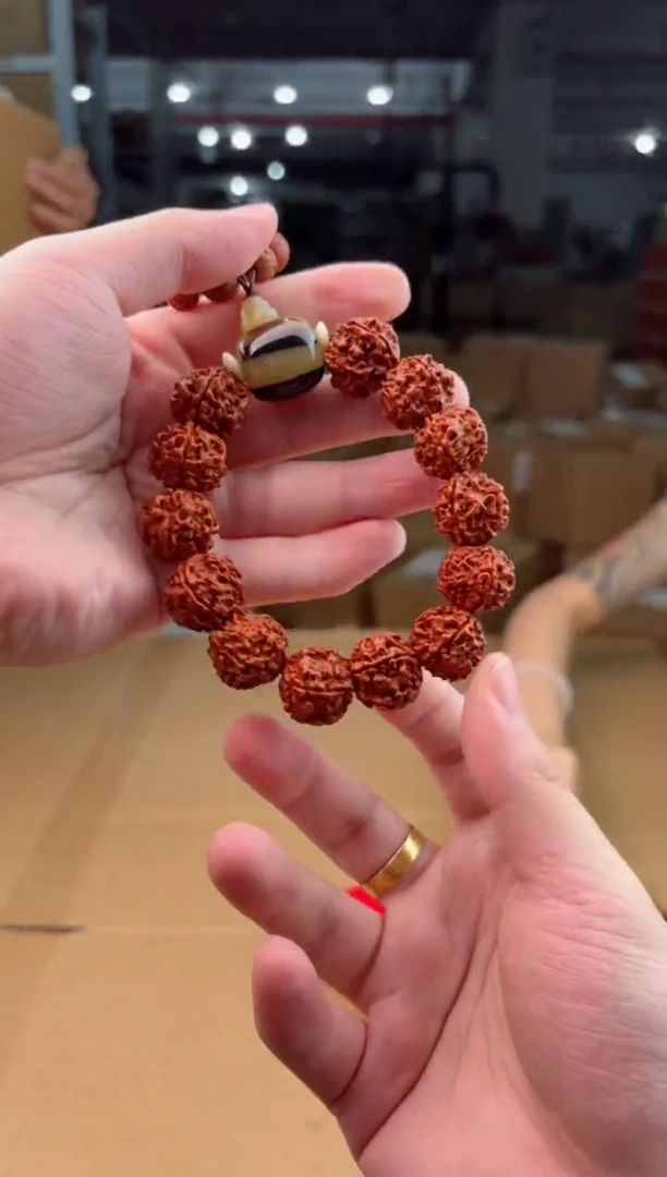 禧一文玩菩提类手串无礼盒