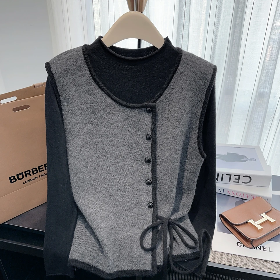 设计感独特别致上衣两件套女秋冬季半高领内搭打底衫叠穿毛衣马甲