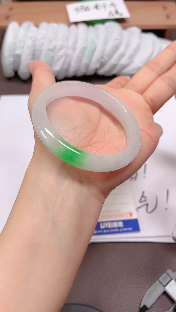 合成立方氧化锆非金属缅料手镯270