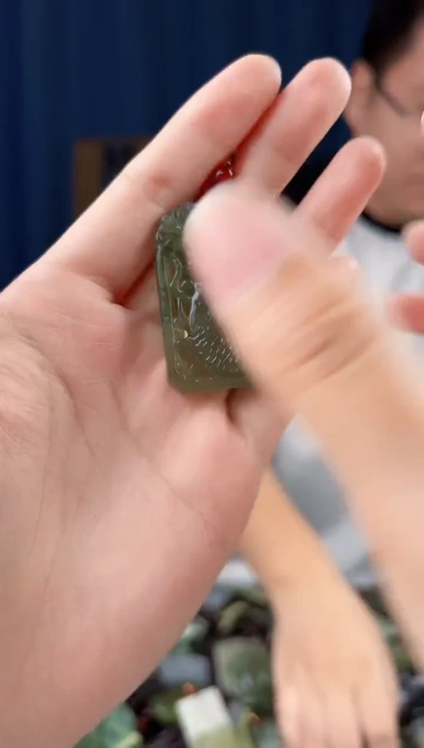 未镶嵌和田玉挂件拍一发一，