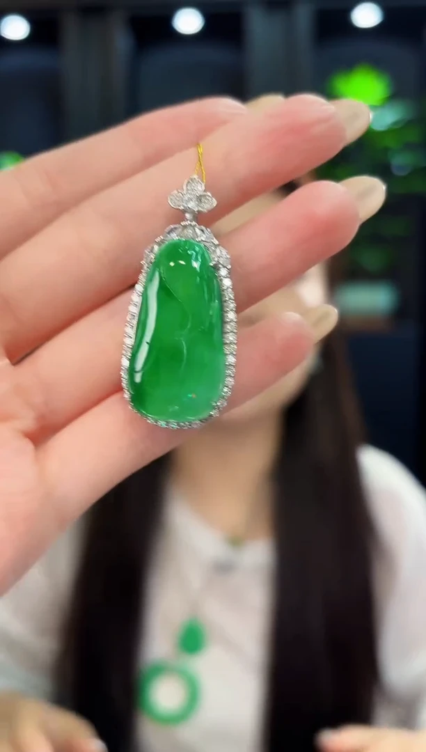翡翠未镶嵌吊坠(不含链)缅料A货/多样性发货/一件