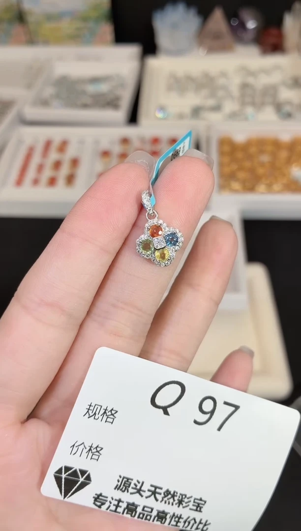 吊坠蓝宝石银S925镶嵌多样性发一Q97