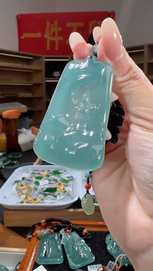 吊坠(不含链)未镶嵌翡翠观音