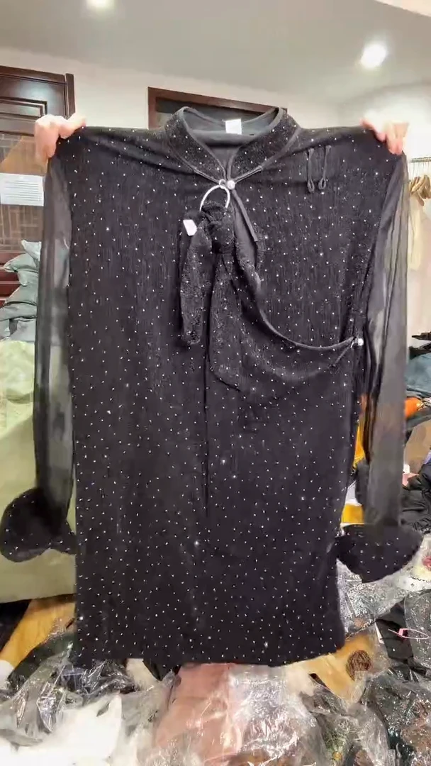 XL码   135-155斤   裙子