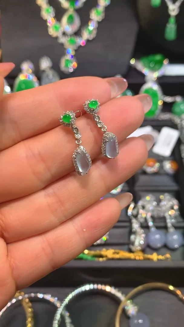 【闪购商品】翡翠耳饰18K金镶嵌耳饰