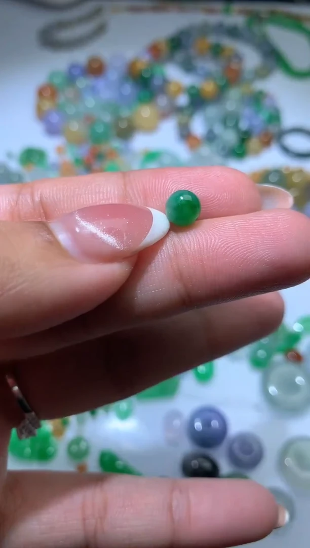 未镶嵌定制翡翠毛货