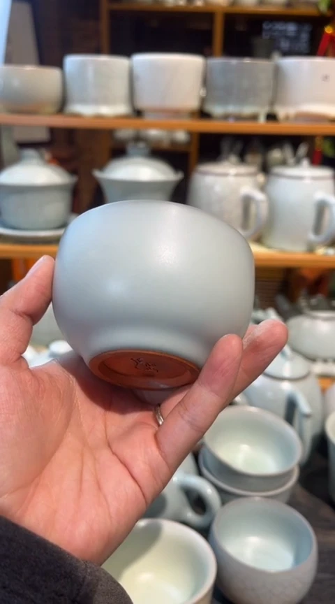 【闪购商品】杯北宋官瓷罗汉杯瑕疵