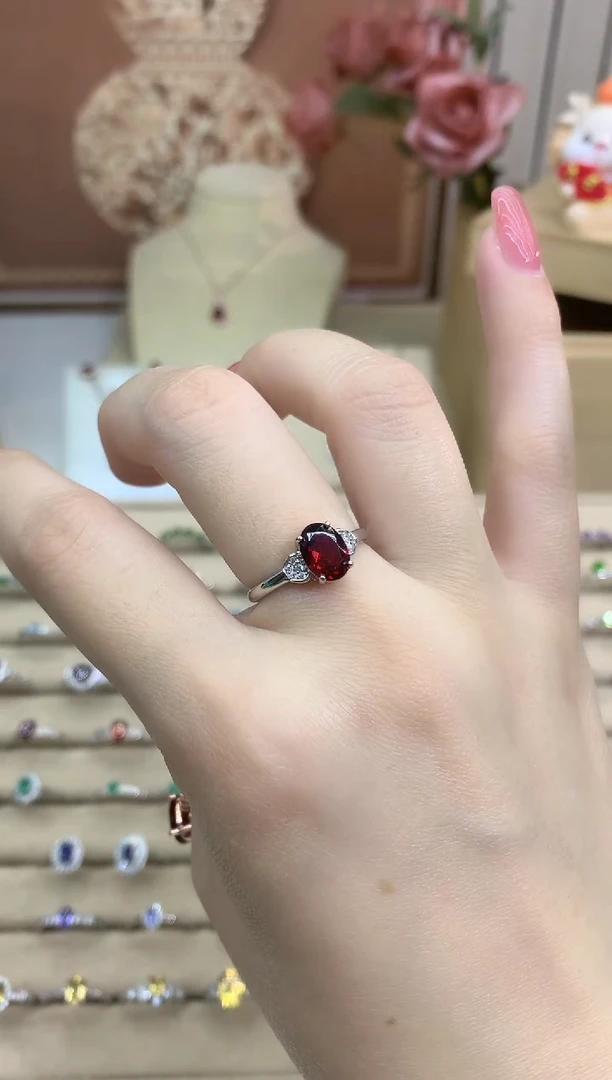 银S925镶嵌戒指石榴石石榴石