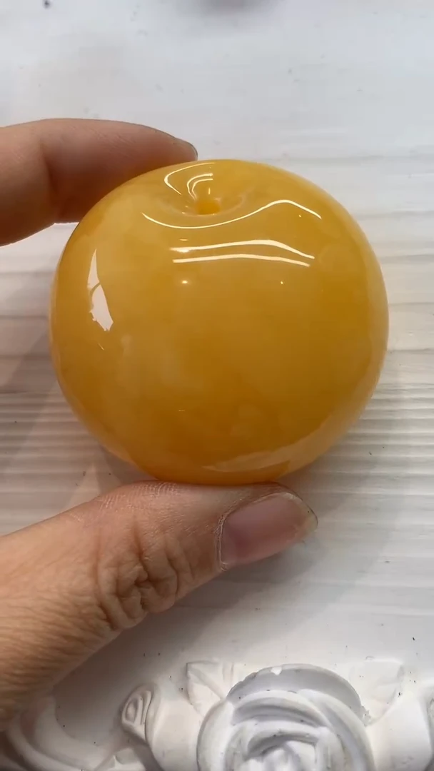 未镶嵌琥珀珠宝奇石836