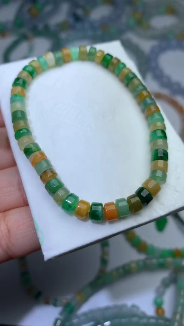 未镶嵌定制翡翠毛货