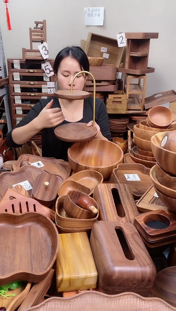 木 北美黑胡桃木双层圆盘置物架