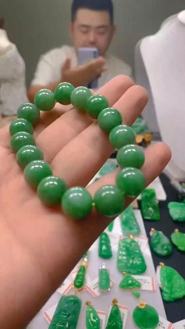 翡翠未镶嵌颈饰天然翡翠A货,支持复检