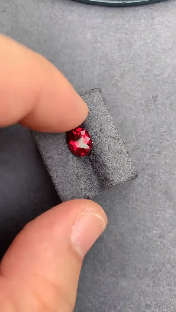 裸石未镶嵌碧玺1.8ct 卢比来碧玺0011