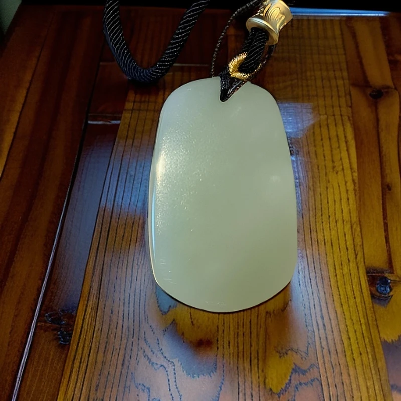 和田玉无事牌DYR63-1