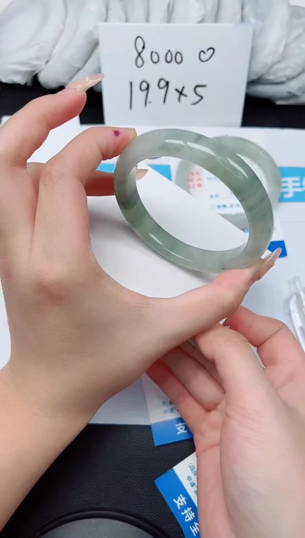 【闪购商品】石英质玉手镯未镶嵌G114-59.7