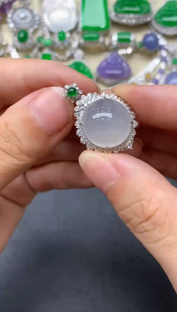 翡翠18K金镶嵌颈饰564-中国好珍宝