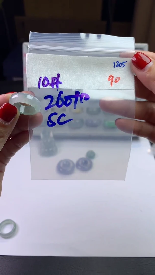 未镶嵌定制翡翠S****m毛货需精细抛光拍一发一