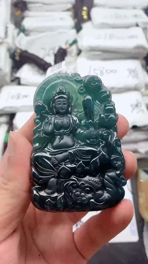 翡翠未镶嵌颈饰0000000000