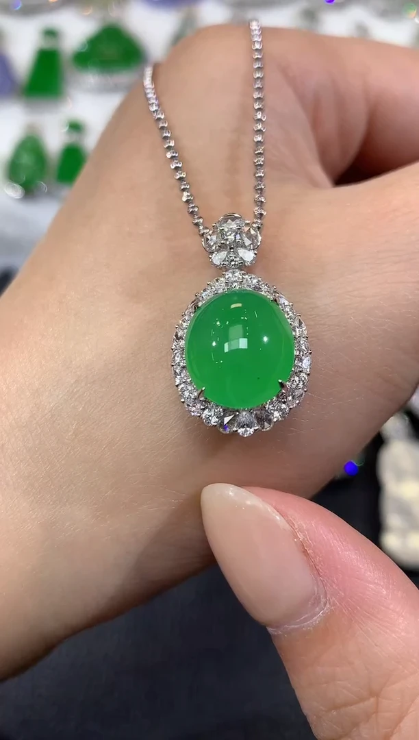 吊坠(不含链)18K金镶嵌翡翠珍*C81