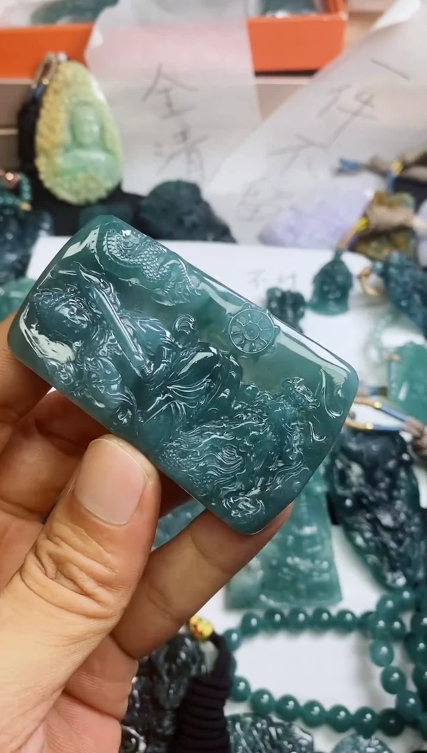 翡翠未镶嵌颈饰配*ゎ