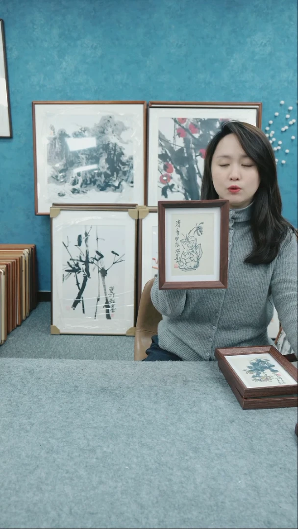 【闪购商品】国画8寸郑志超老师木质摆台